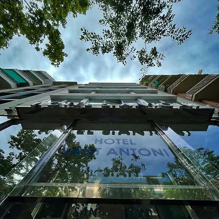 Otel Sm Sant Antoni Barselona