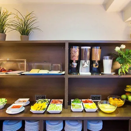 Sm Sant Antoni Otel Barselona