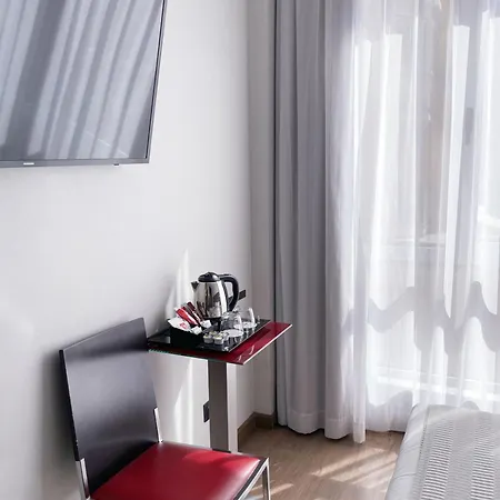 Sm サン アントニ ホテル バルセロナ