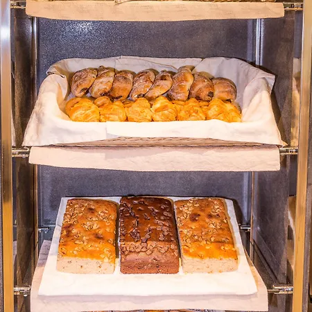 ホテル Sm サン アントニ バルセロナ