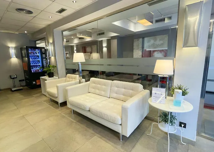 Sm Sant Antoni Hotel 3*