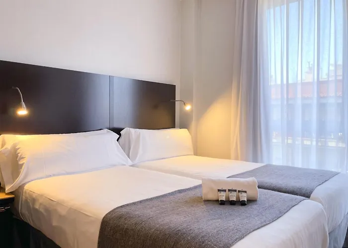 Sm Sant Antoni Hotel 3*