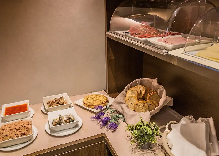 Sm Sant Antoni Hotel Barcelona